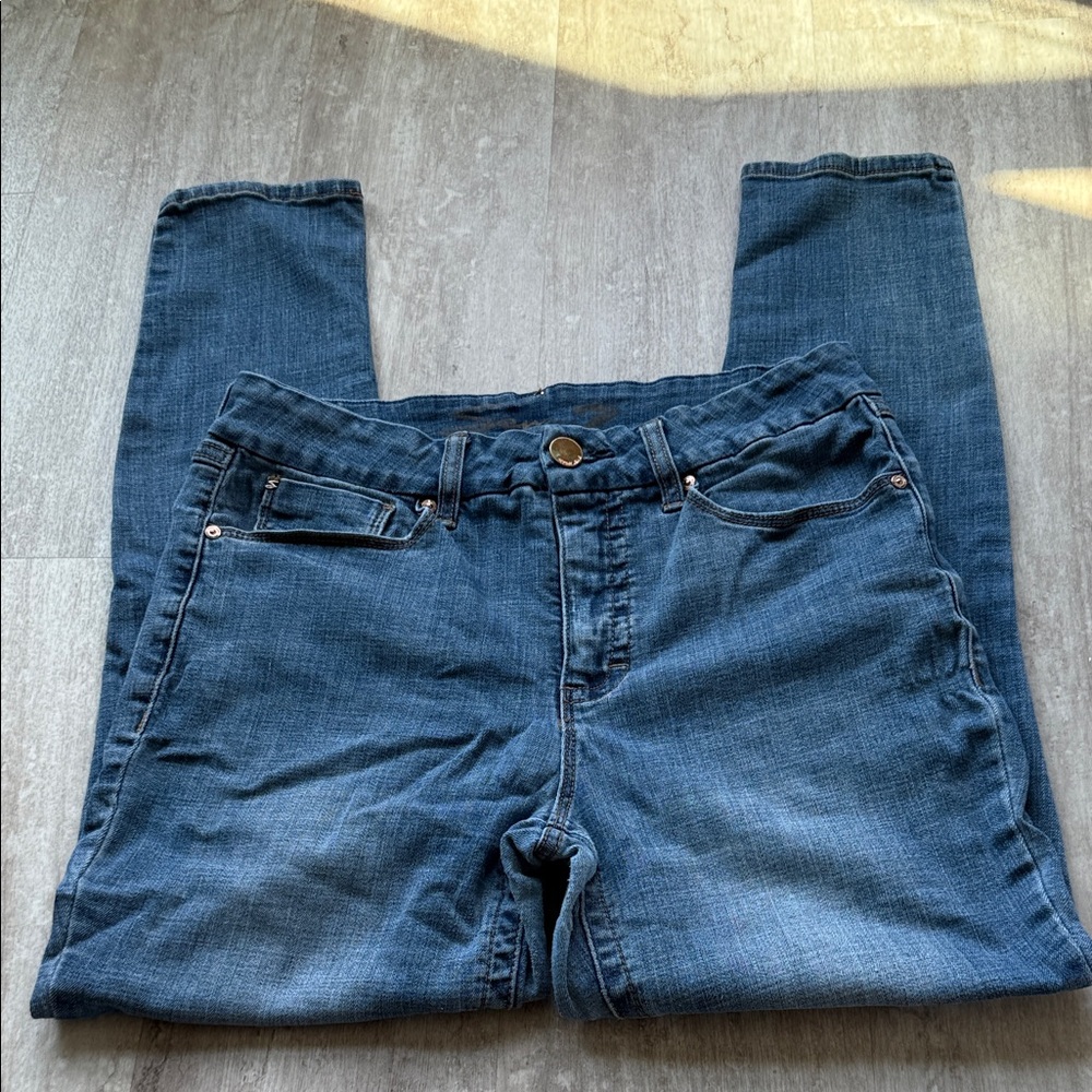 Seven 7 Shelby women’s medium wash jeans
